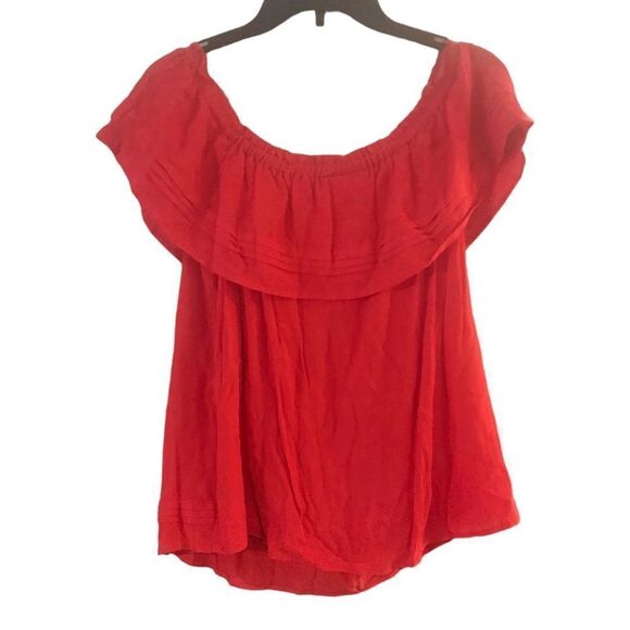 AGB Poppy red size small off the shoulder blouse - Picture 5 of 9